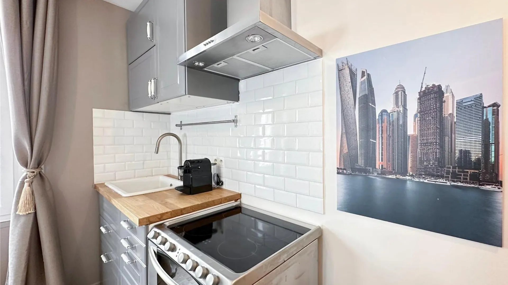 Stylish & Chic Duplex Near Eiffel Tower Apartment Paris 0*,  France