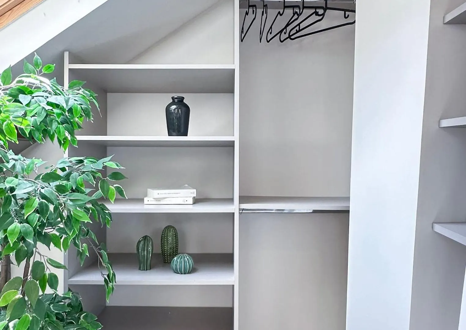 Stylish & Chic Duplex Near Eiffel Tower Apartment Paris